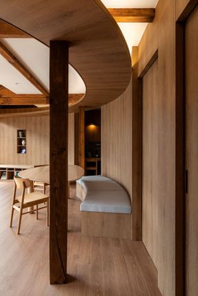 Boundary Residence