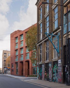 Fish Island Mix-Use Building University of Arts London