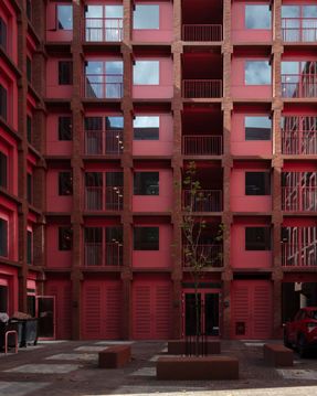 Fish Island Mix-Use Building University of Arts London