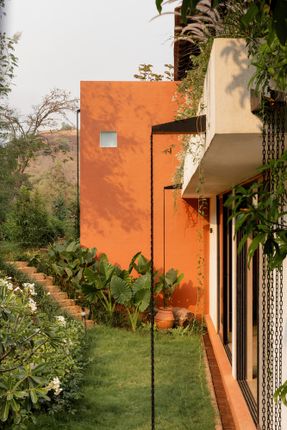 Villa Prakriti