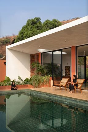 Villa Prakriti