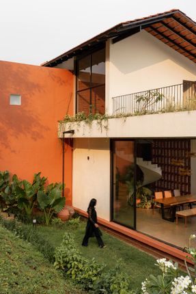 Villa Prakriti