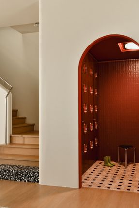 16 Crimson Unfold Apartment