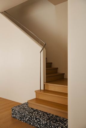 16 Crimson Unfold Apartment