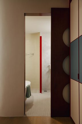 16 Crimson Unfold Apartment