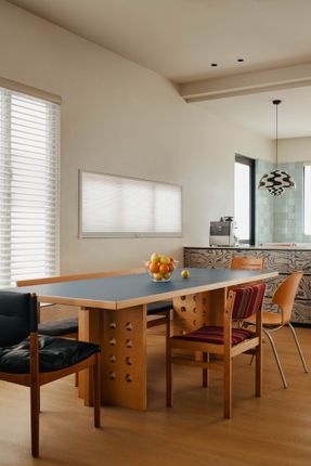 16 Crimson Unfold Apartment