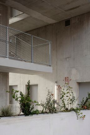 Volumes Capables Collective Housing