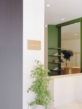 Diciassette Clothing Store