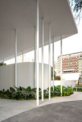 Pavilion Tess
