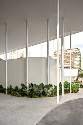 Pavilion Tess
