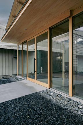 Gallery in Ishiyama