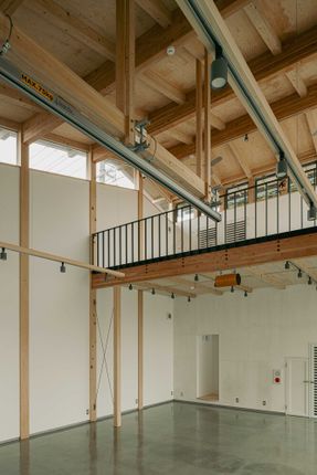 Gallery in Ishiyama