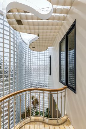 Crystal Pavilion House