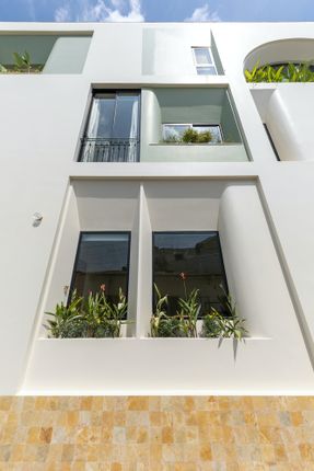 Crystal Pavilion House