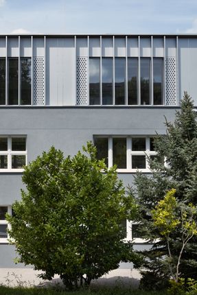 Duhovka Elementary School