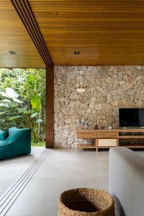 ISA Residence