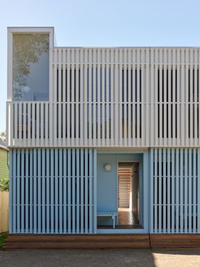 Blok Three Sisters House
