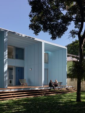 Blok Three Sisters House