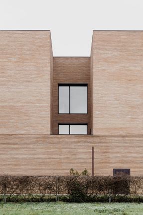 Liceo Montale Pontedera School