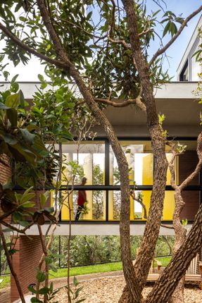 House of the 7 Trees