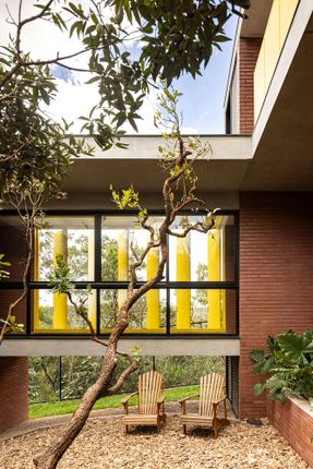 House of the 7 Trees