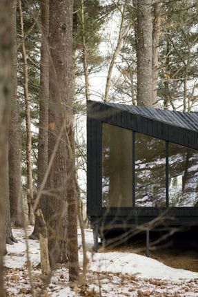 Koto Niwa Cabin