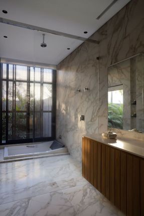 House G+B