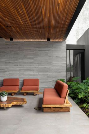 JK House