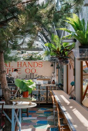 Renovation Design For The Metal Hands Coffee Youyi Store Garden Branch