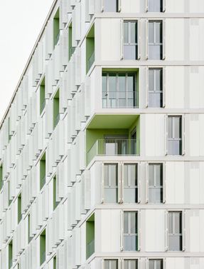 Glories Square 60 Social Housing Units / SV60 Arquitectos