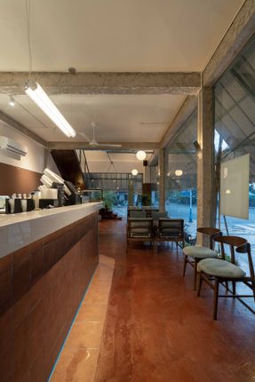 HỚP Cafe