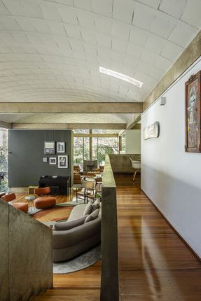 Arches House