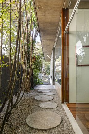 Arches House