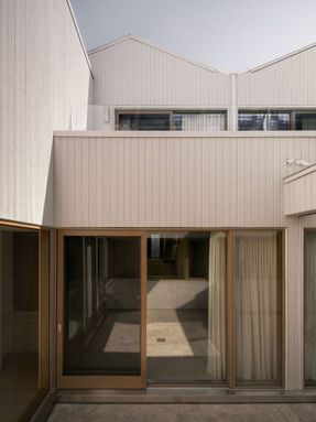 Junction Semi House