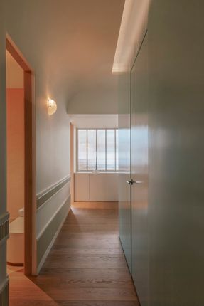 Living Beauty Retail Shop