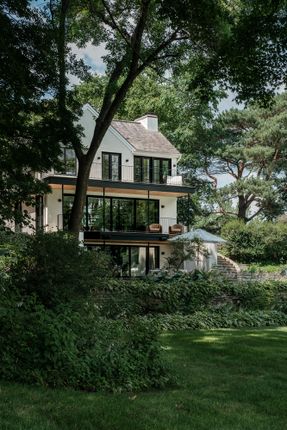 Lake Lydiard Home