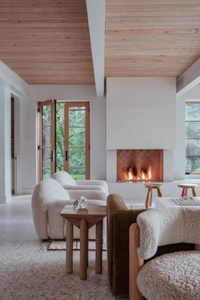 Lake Lydiard Home