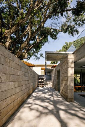 Bosque House