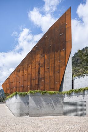 Paul Chiang Art Center