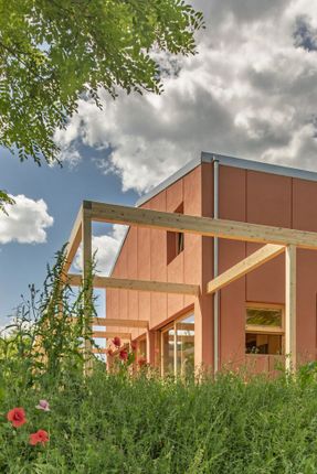 LC House