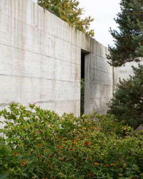 House With Two Courtyards