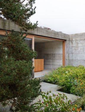 House With Two Courtyards