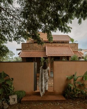 Adorn House