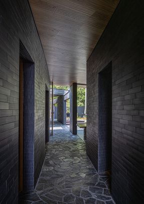 River Sea Villa