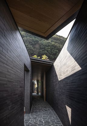 River Sea Villa