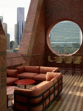 Melbourne Place Hotel