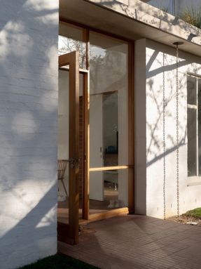 Two Sides House
