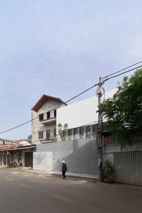 DOM House