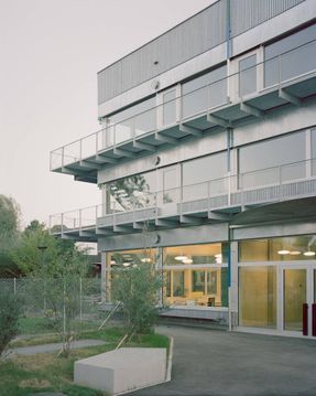 Bota Dürnten School Building