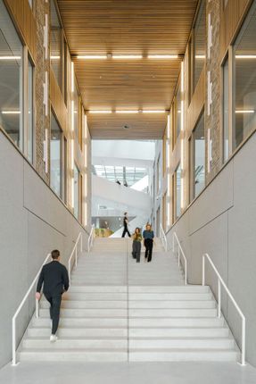 5Tracks Mixed-use District